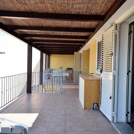 Bellavista Apartment *